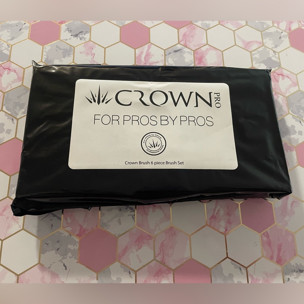 Crown Brush 6 Piece Brush Set